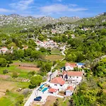בית נופש Family Friendly House With A Swimming Pool Oslje, Dubrovnik - 18381 *