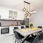 펜션 Family Friendly House With A Swimming Pool Oslje, Dubrovnik - 18381 Topolo
