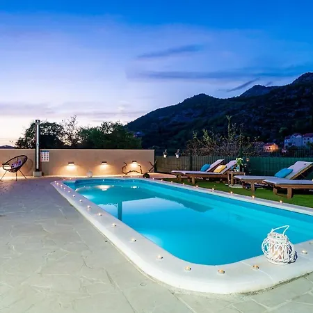 Family Friendly House With A Swimming Pool Oslje, Dubrovnik - 18381 Prázdninový dům Topolo