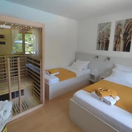 Family Friendly House With A Swimming Pool Oslje, Dubrovnik - 18381 בית נופש *
