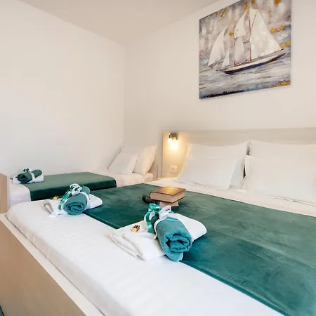 Family Friendly House With A Swimming Pool Oslje, Dubrovnik - 18381 בית נופש